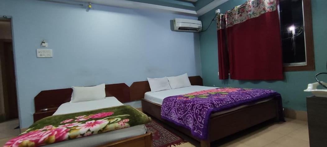Hotel Nandanik Palace Fālākāta Buitenkant foto