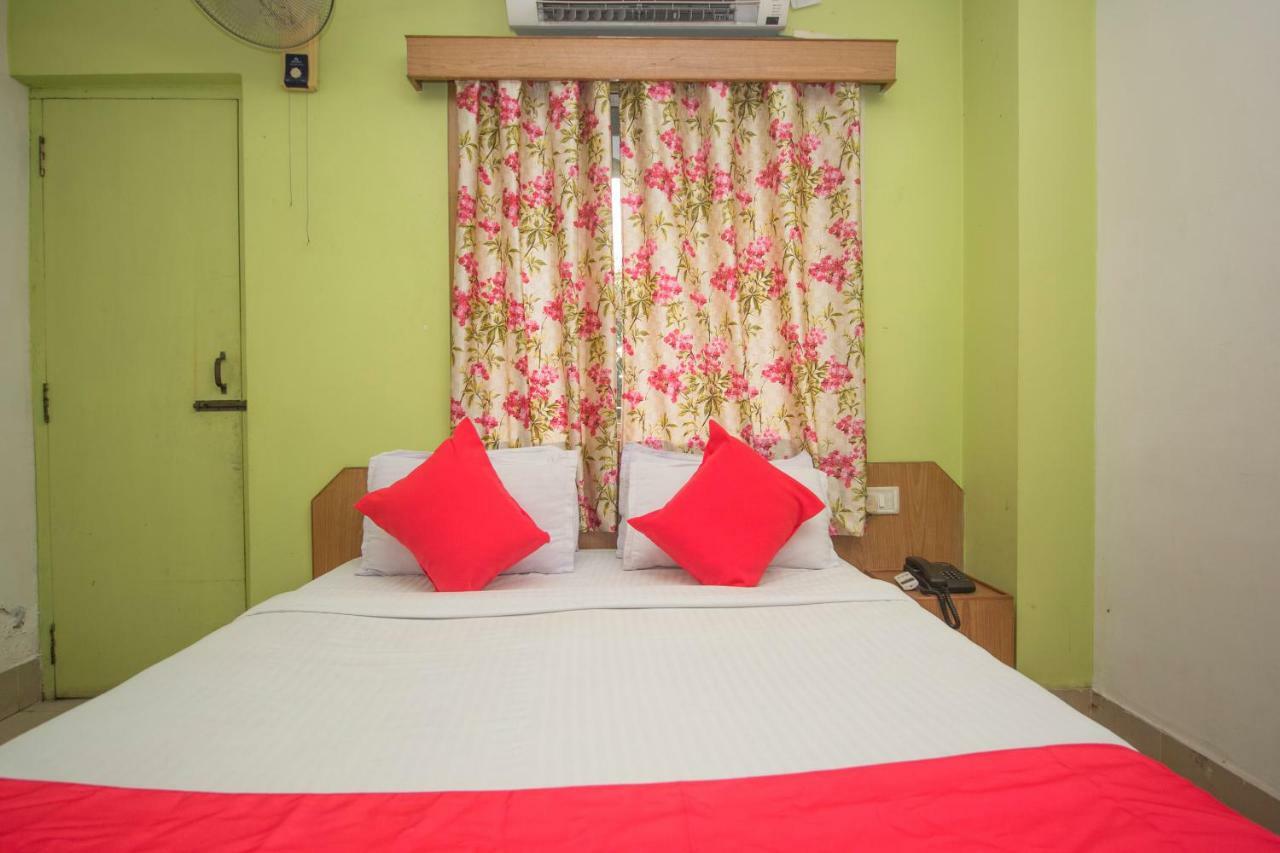 Hotel Nandanik Palace Fālākāta Buitenkant foto