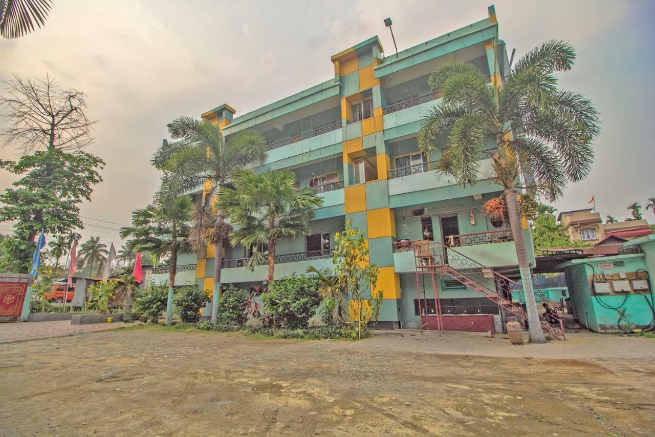 Hotel Nandanik Palace Fālākāta Buitenkant foto